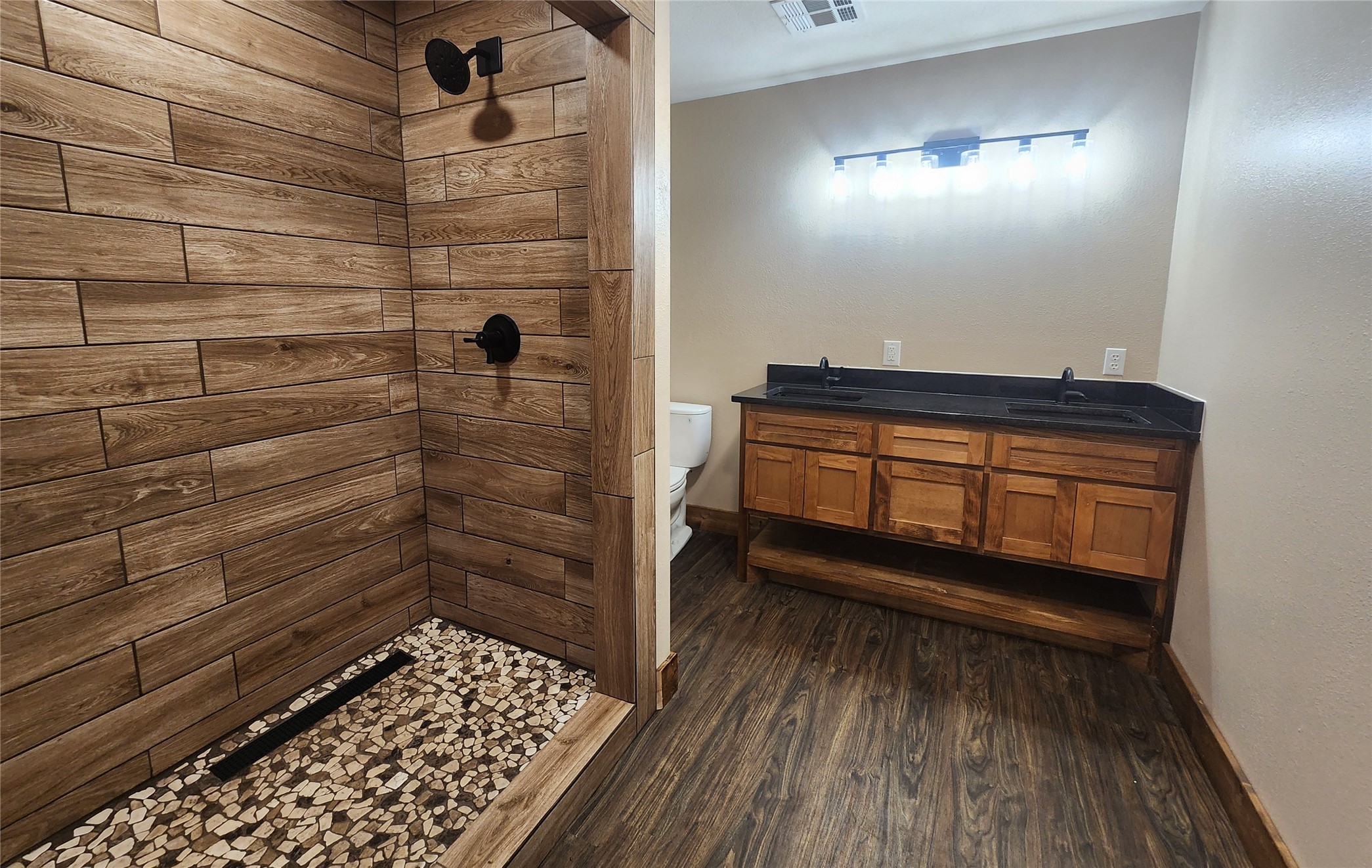 682 N Hickory Street Atoka OK 74525