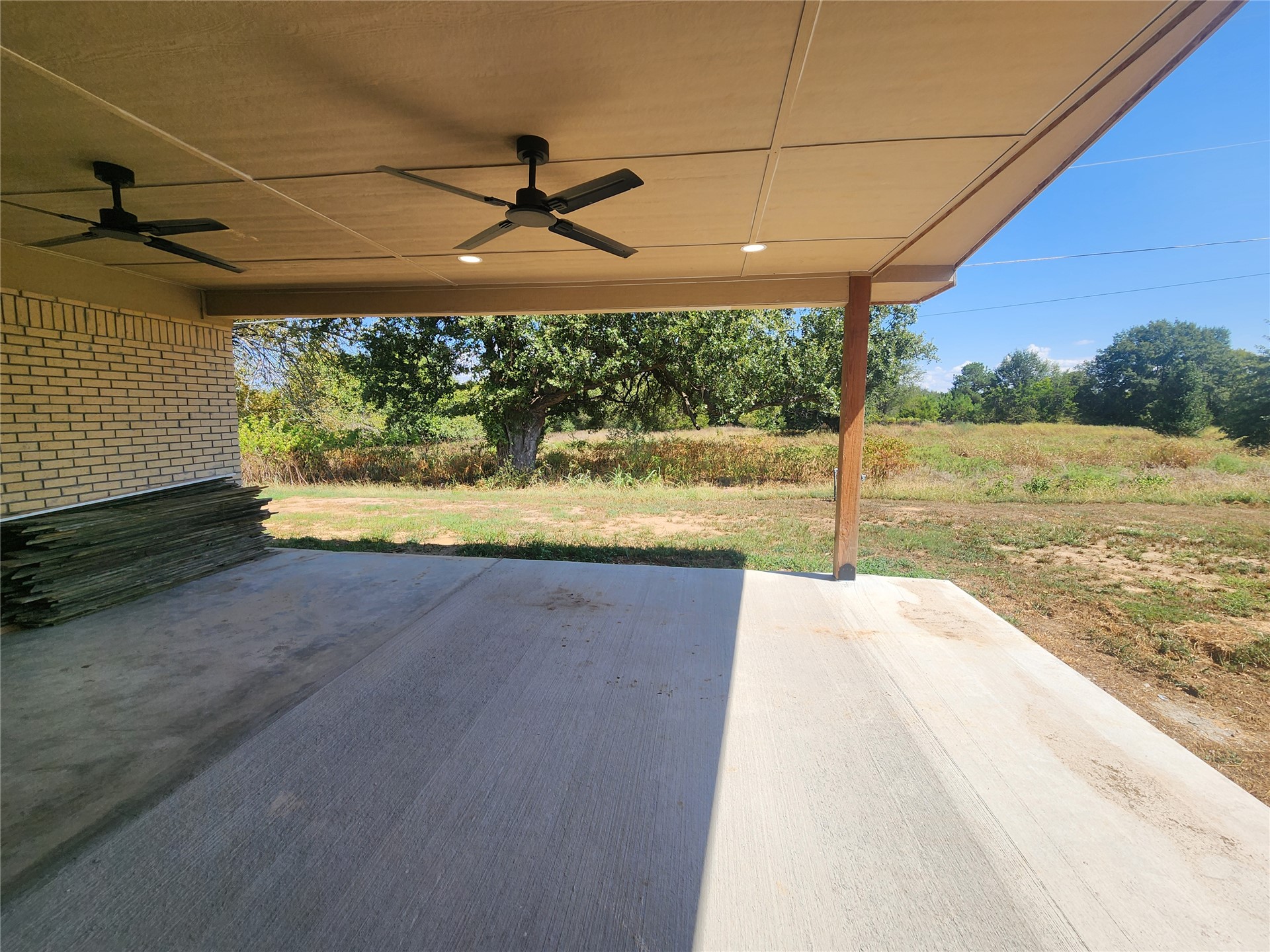 682 N Hickory Street Atoka OK 74525