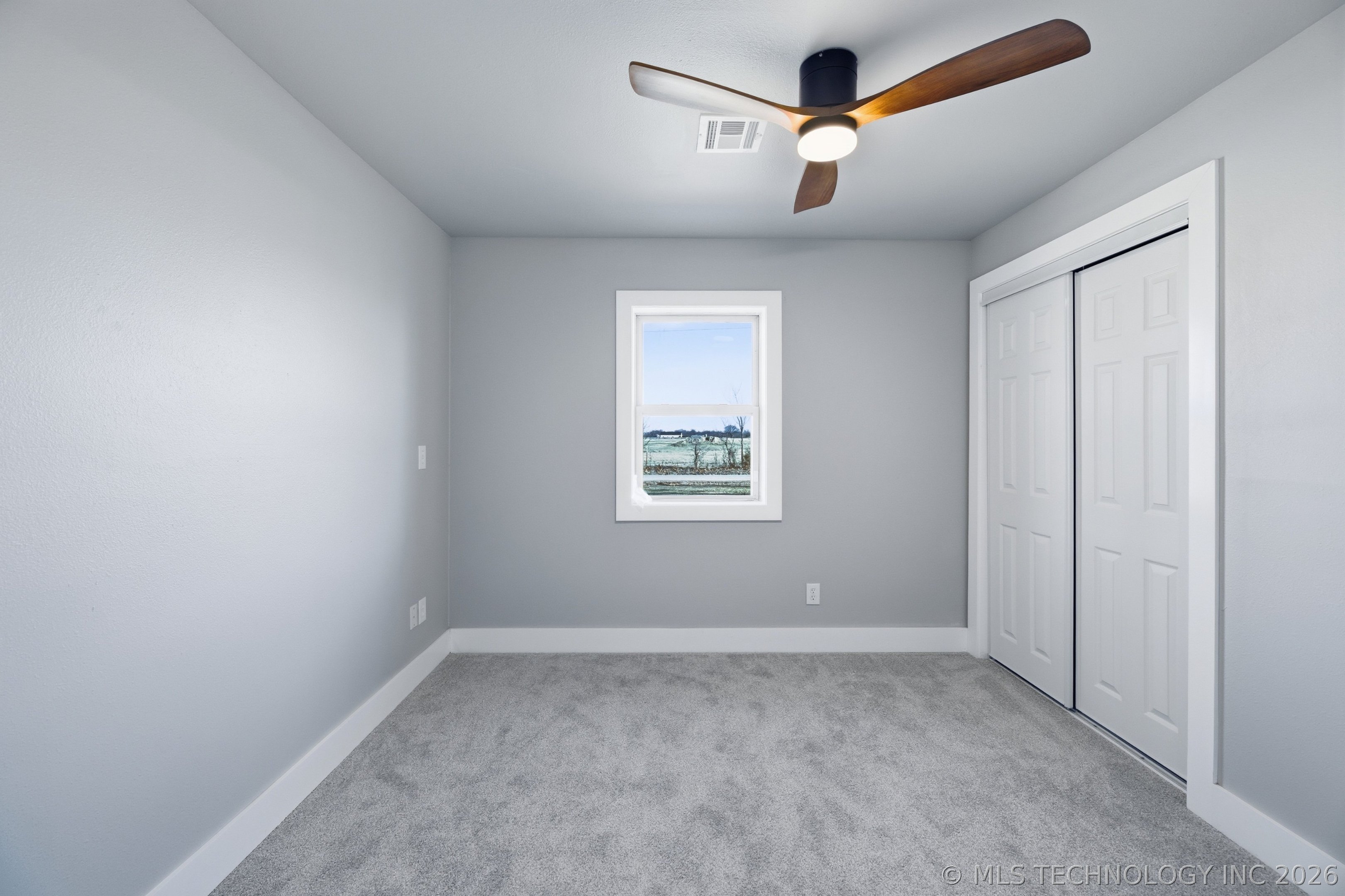 725 N 260 Road Mounds OK 74047