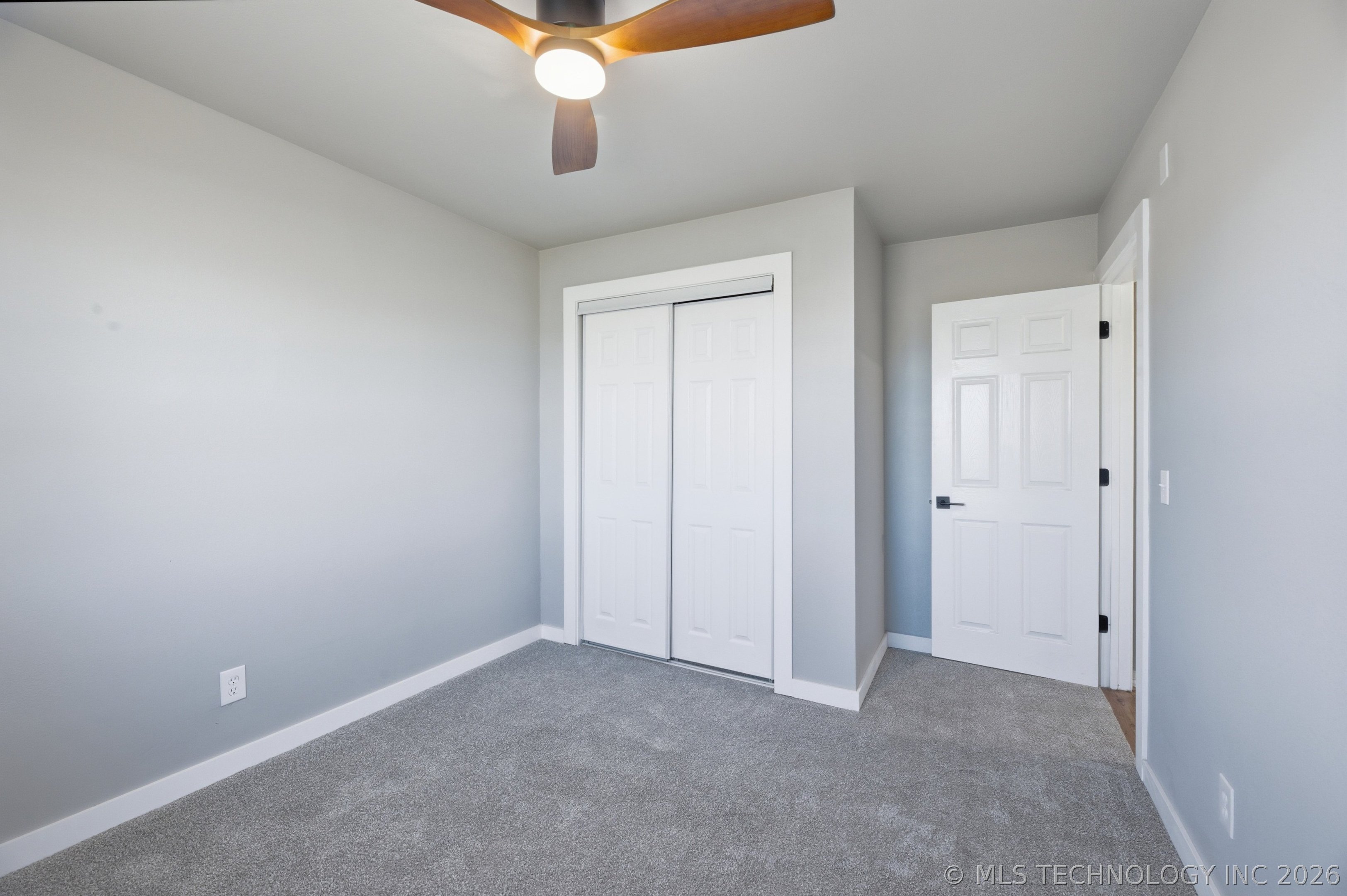 725 N 260 Road Mounds OK 74047