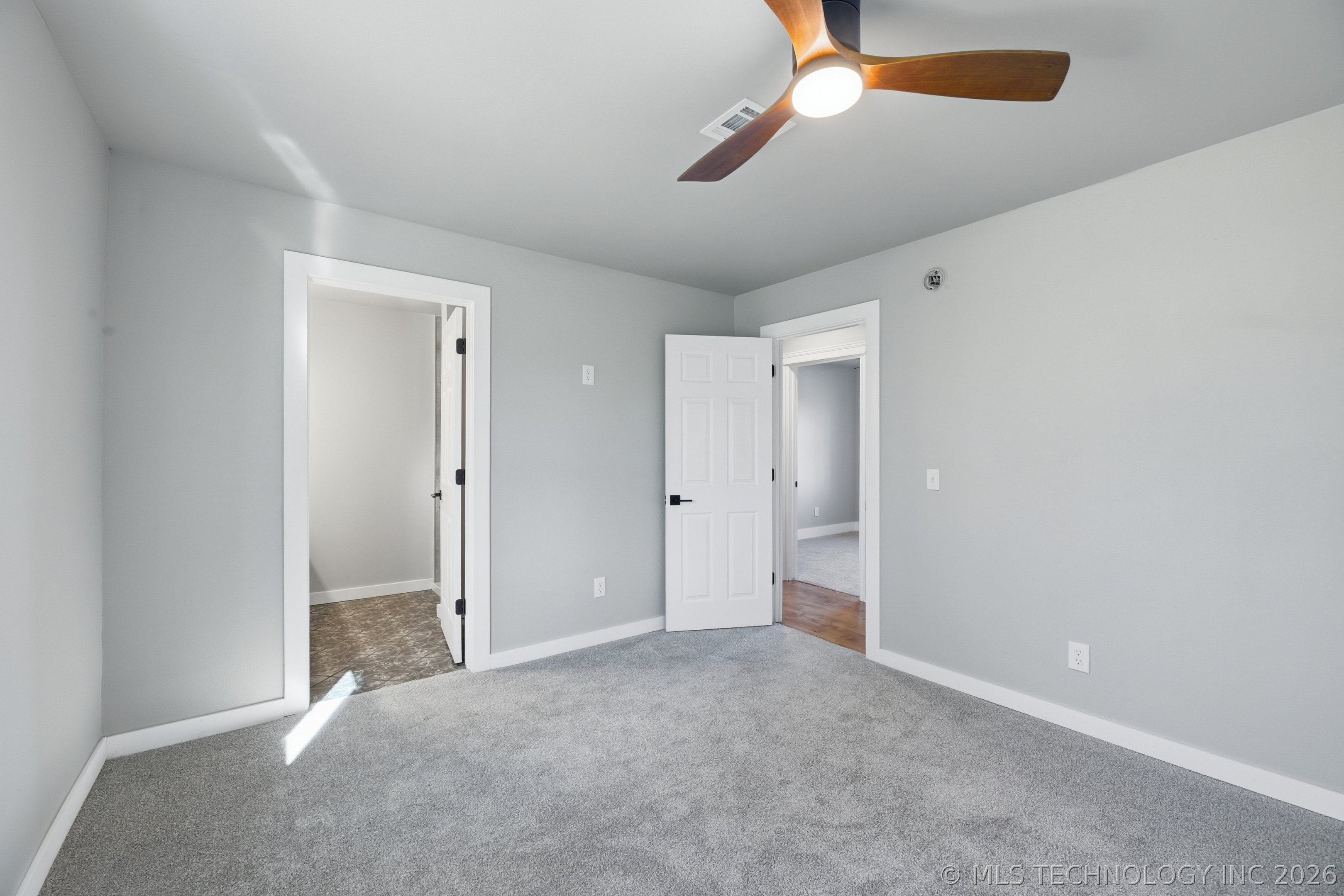 725 N 260 Road Mounds OK 74047