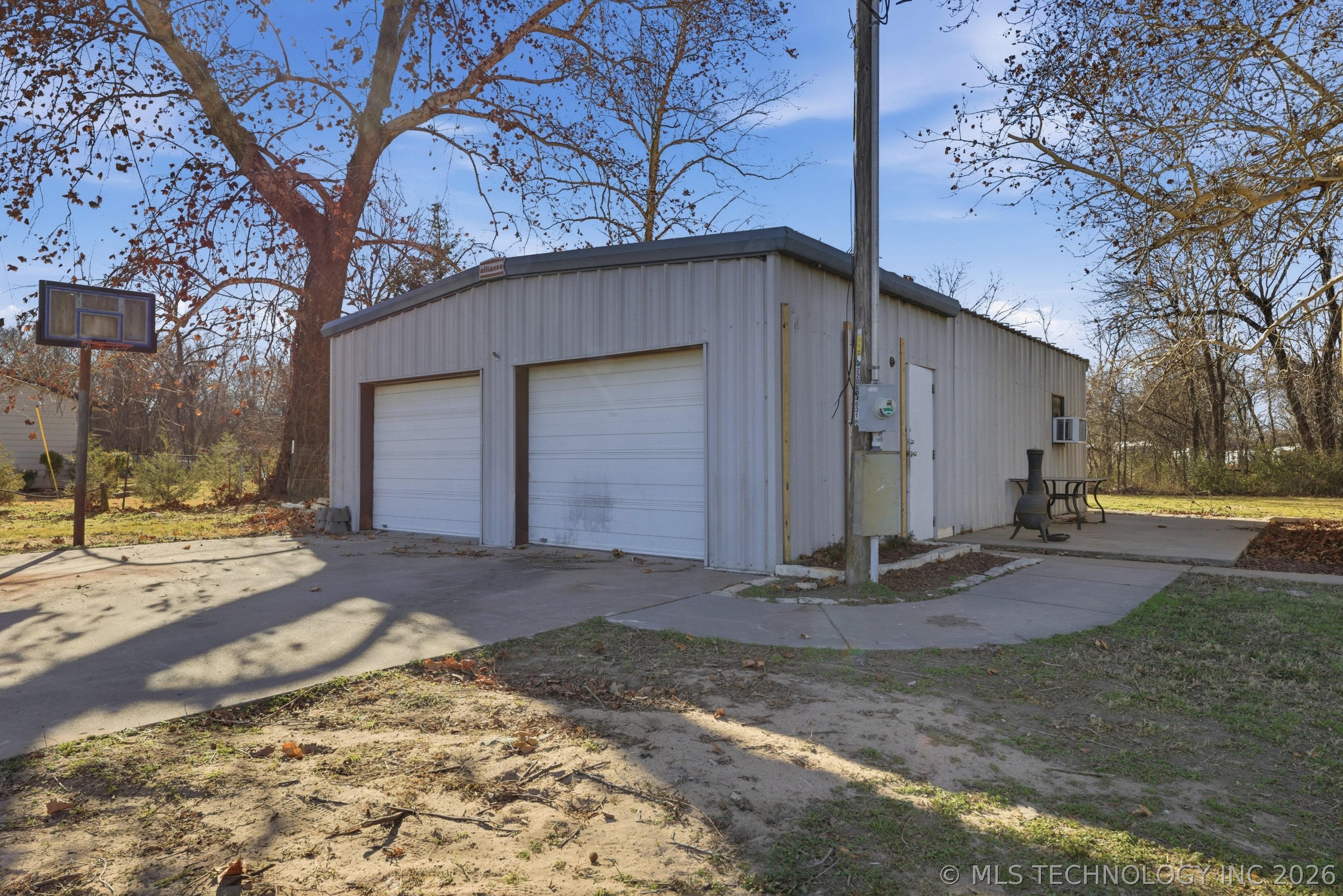 725 N 260 Road Mounds OK 74047