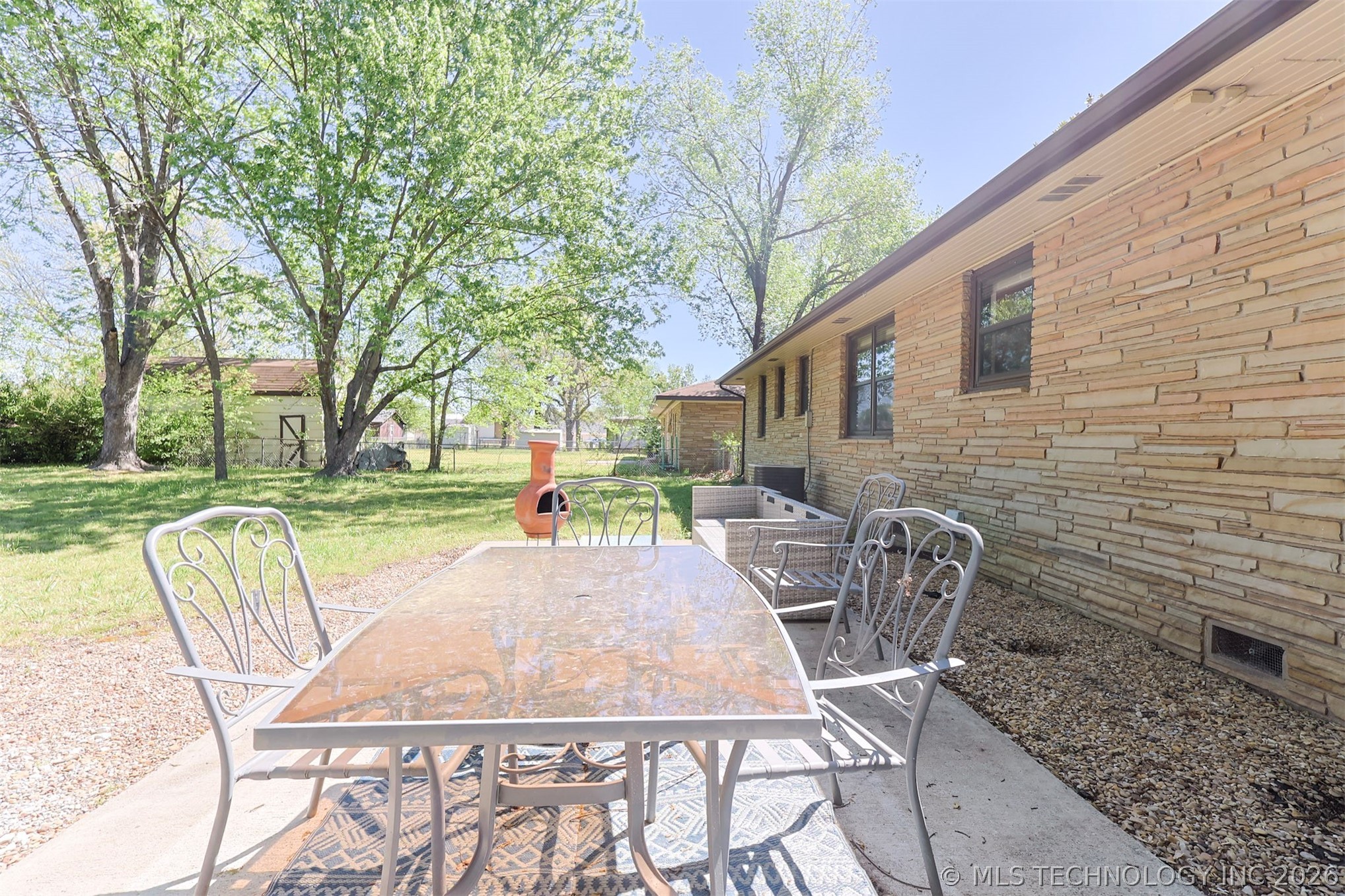 17 W Chestnut Street Skiatook OK 74070