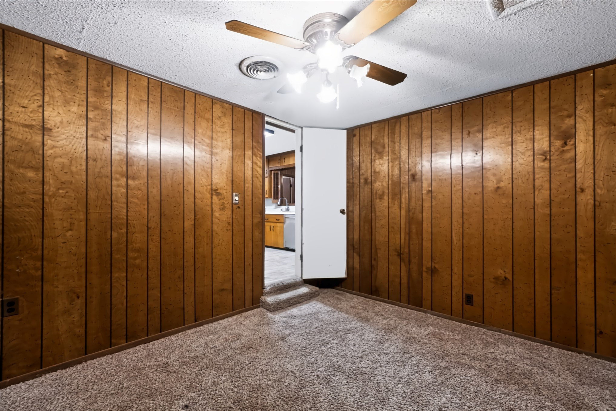 6716 E Haskell Street Tulsa OK 74115