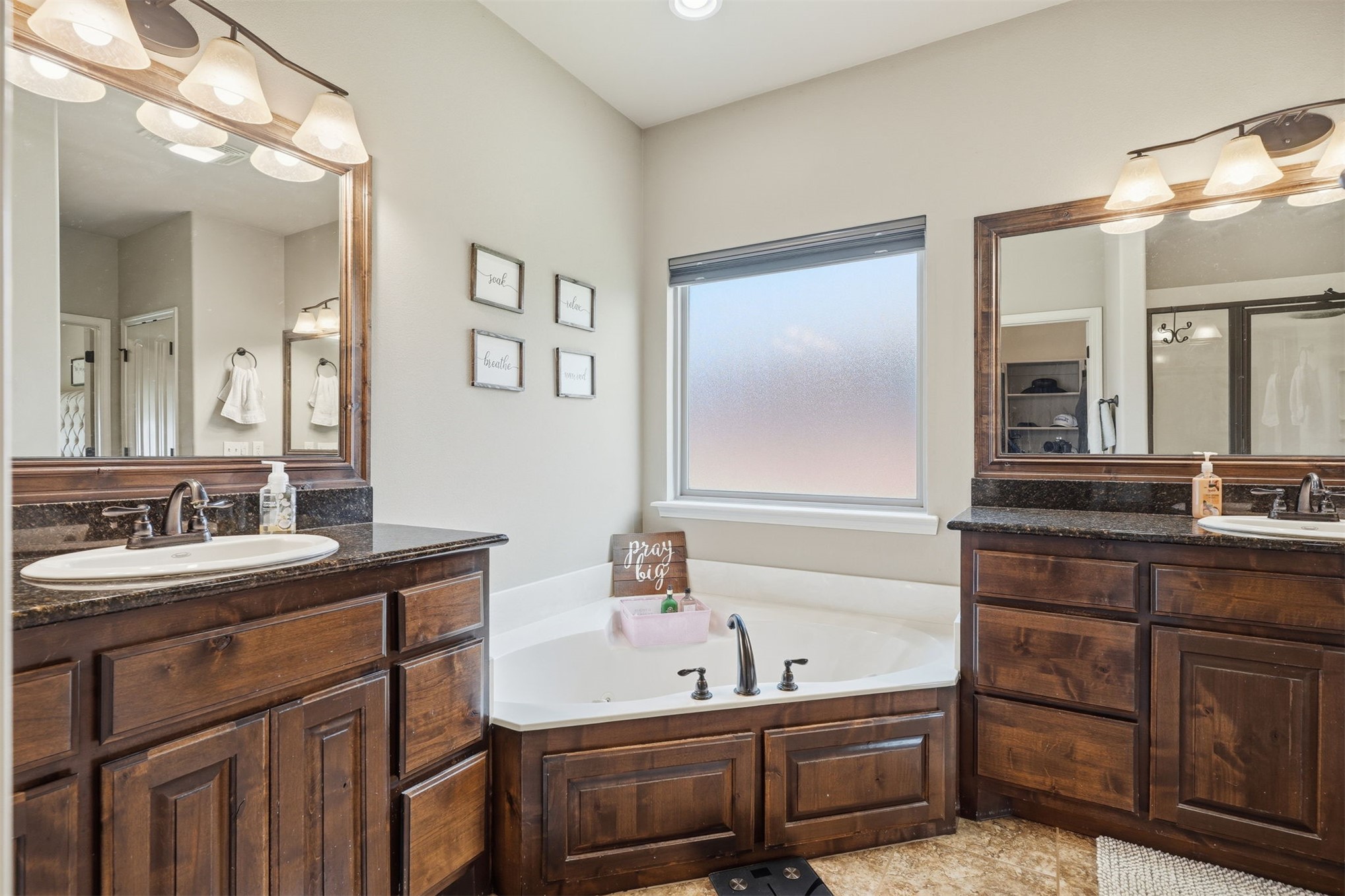 4921 S 185 Avenue Tulsa OK 74134