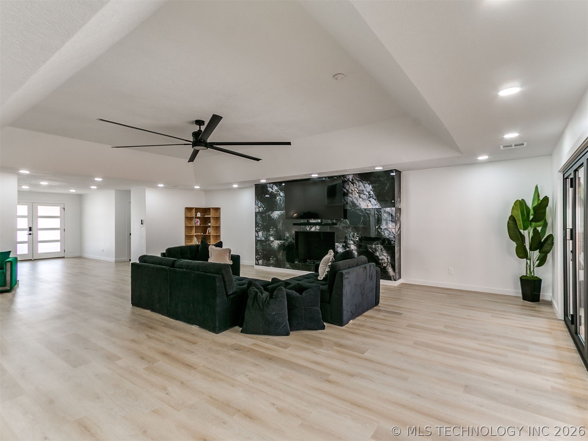 7310 S College Place Tulsa OK 74136