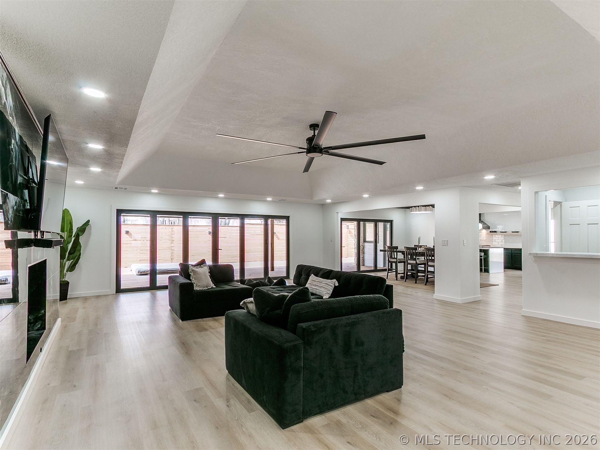 7310 S College Place Tulsa OK 74136
