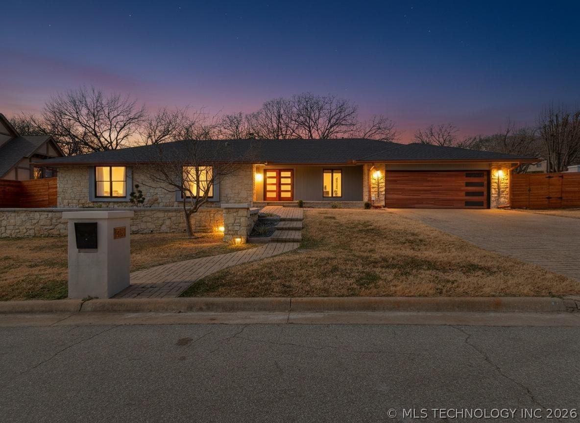 7310 S College Place Tulsa OK 74136