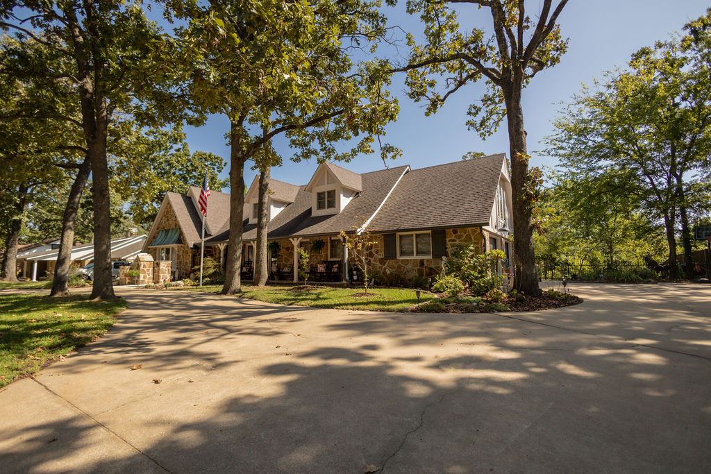 1010 N Faulkner Place Claremore OK 74017