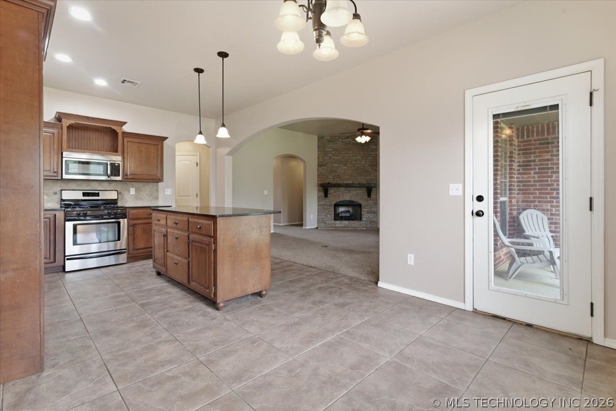 2321 W Quinton Street Broken Arrow OK 74011