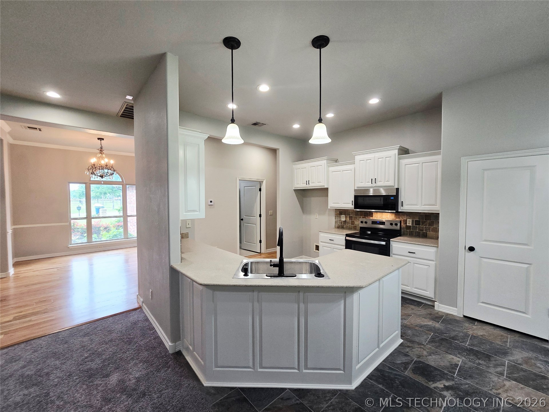 5108 E Hickory Meadow Drive Claremore OK 74019