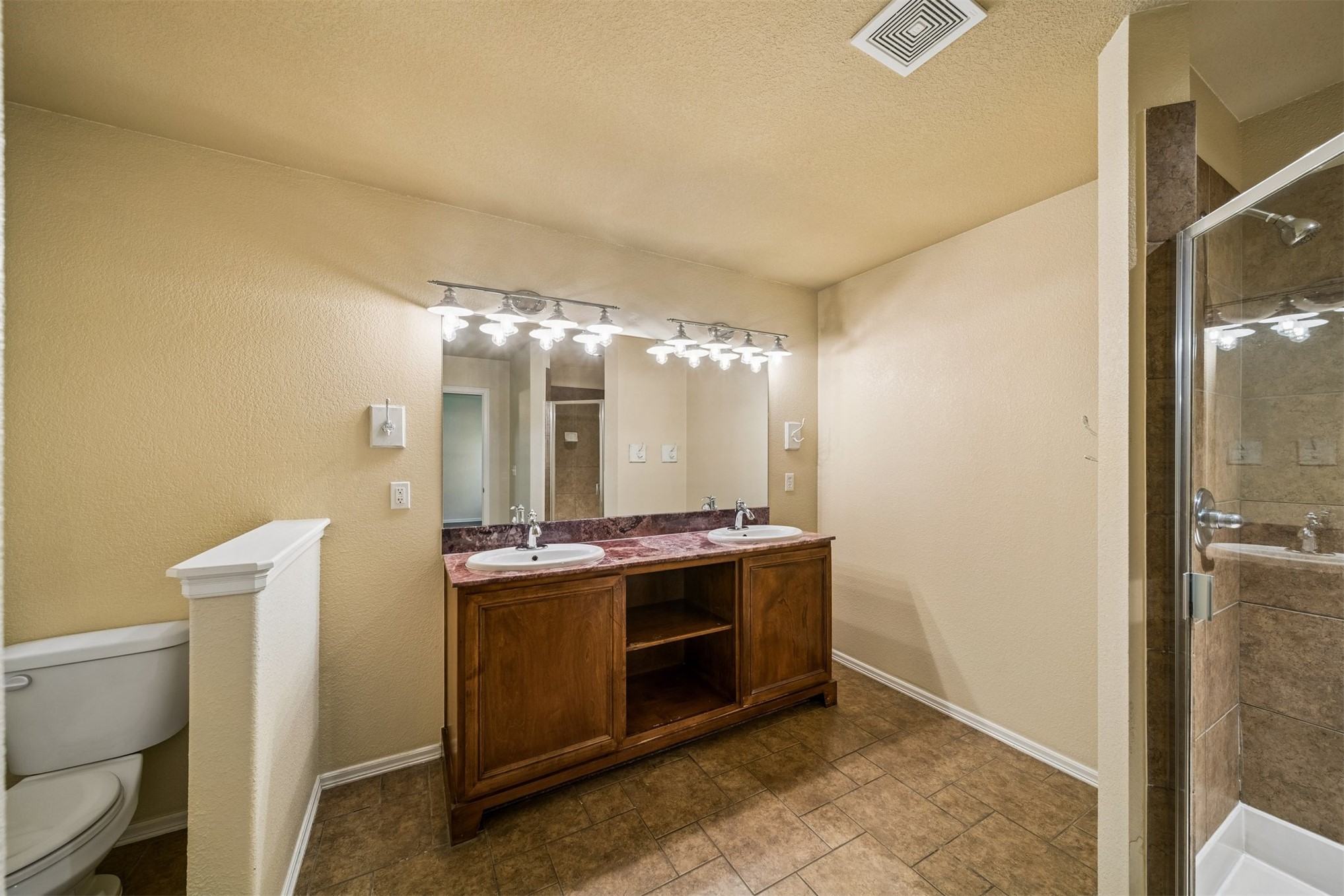 10582 N 121st East Eastavenue Owasso OK 74055