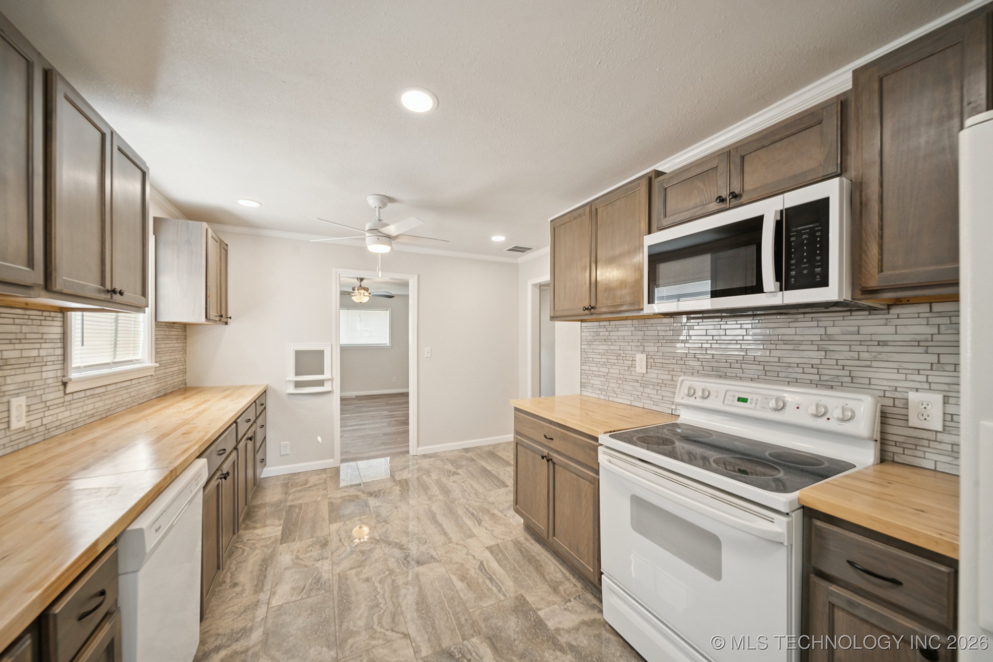 16 W 40th Street Sand Springs OK 74063