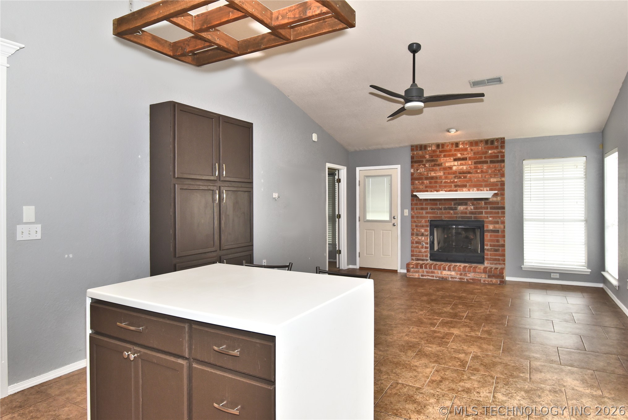 1105 N Hemlock Avenue Broken Arrow OK 74012
