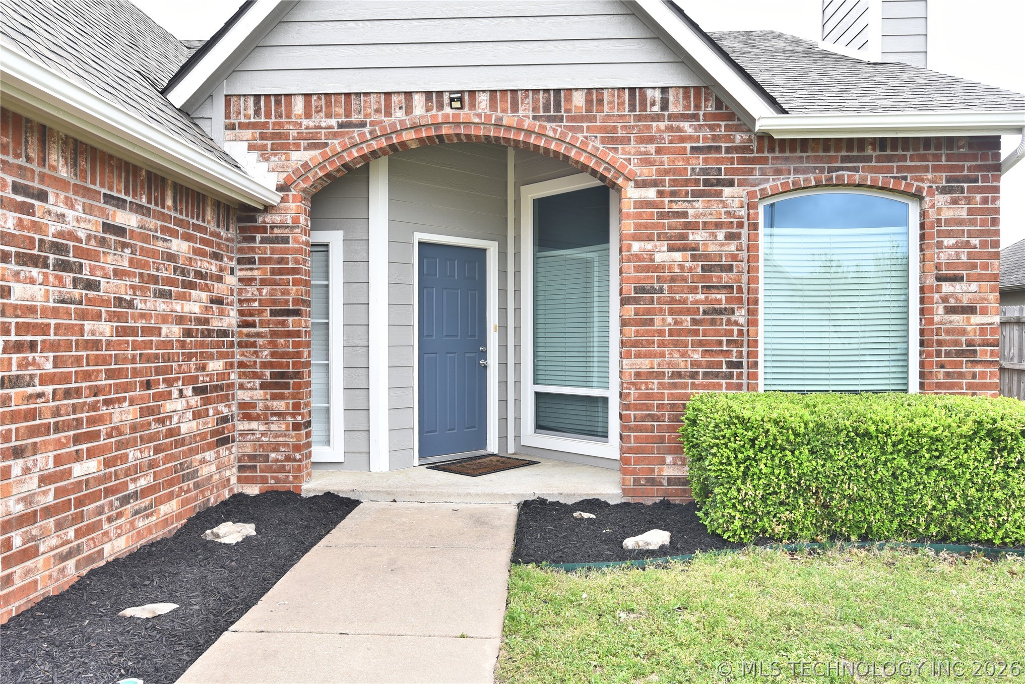 1105 N Hemlock Avenue Broken Arrow OK 74012