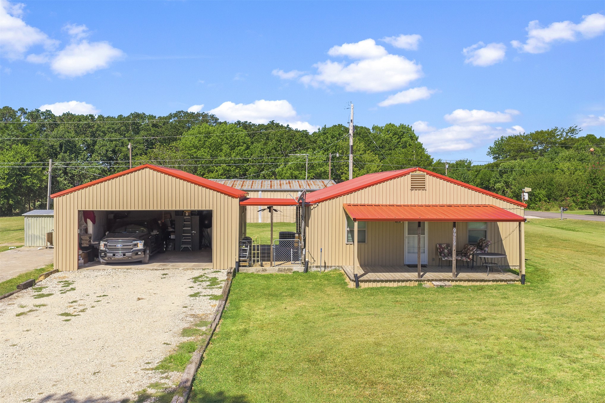 9989 Polecat Avenue Kingston OK 73439