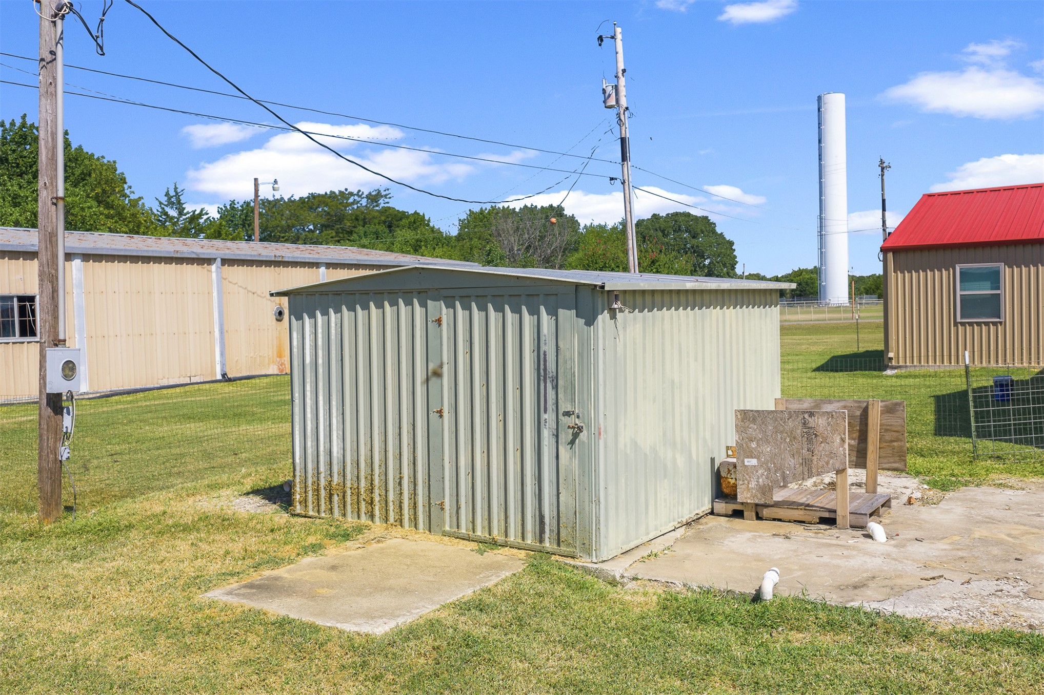 9989 Polecat Avenue Kingston OK 73439