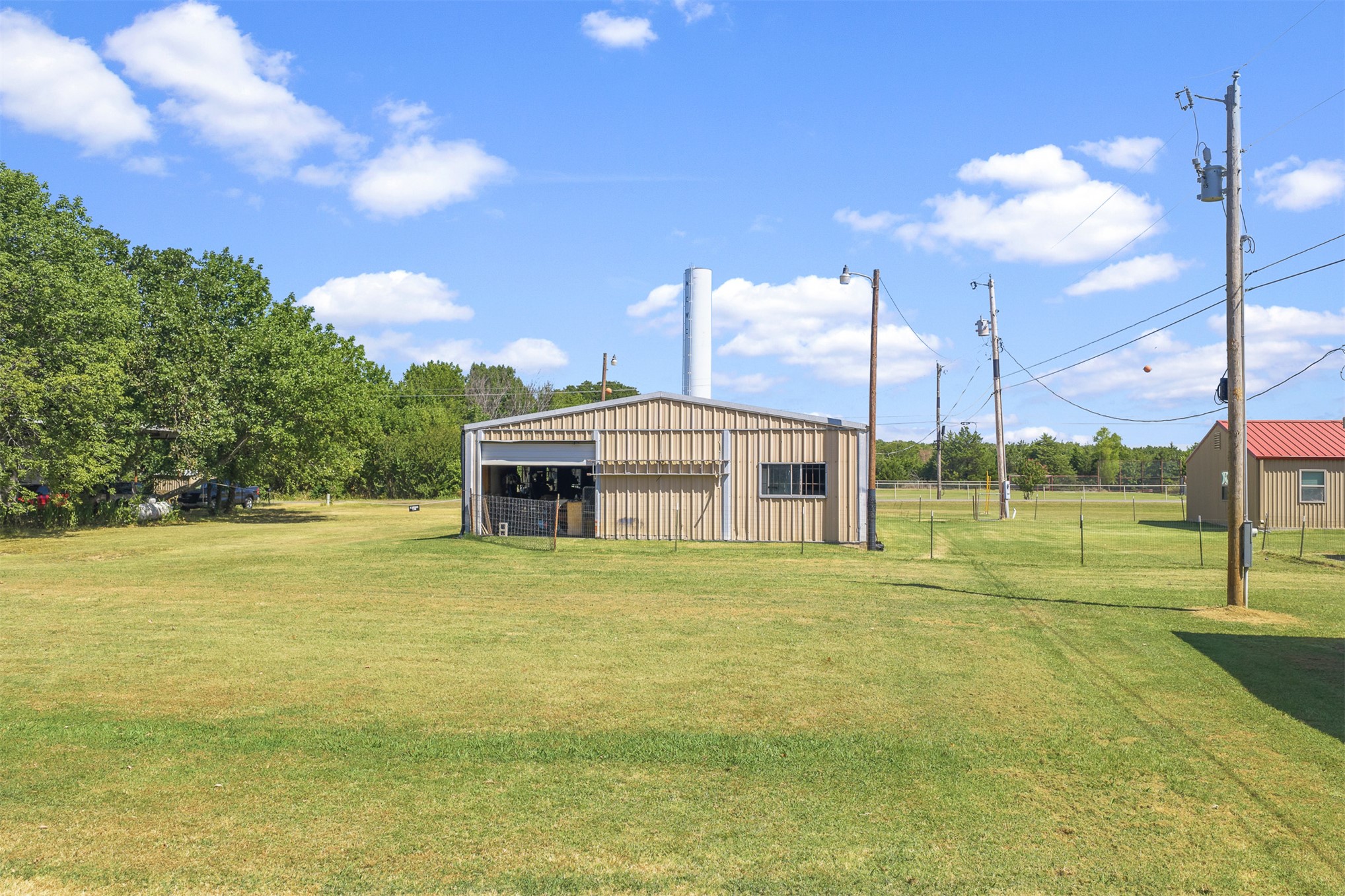 9989 Polecat Avenue Kingston OK 73439