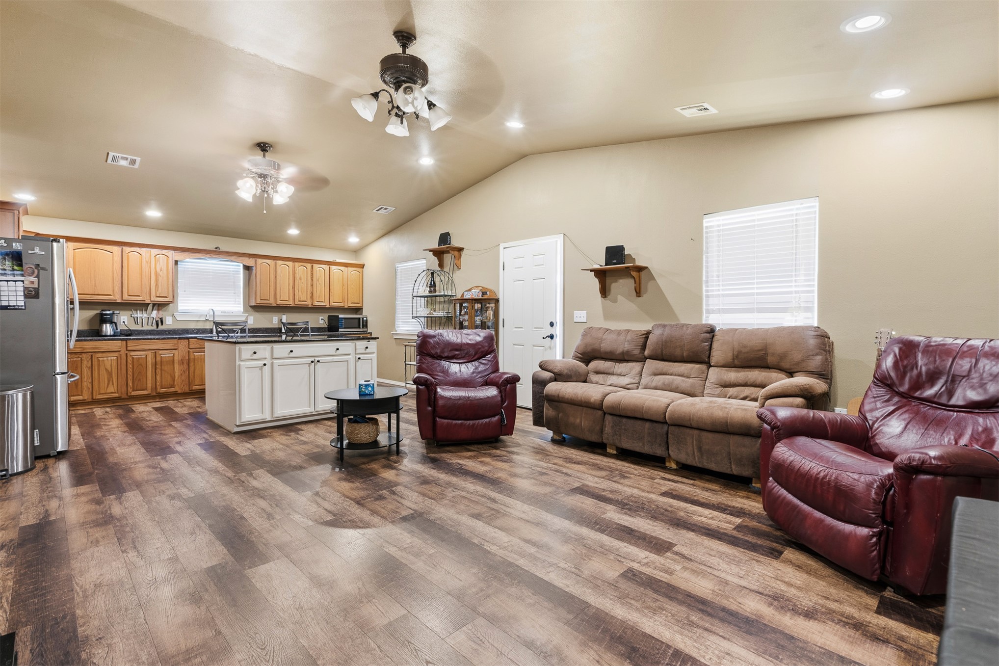 9989 Polecat Avenue Kingston OK 73439