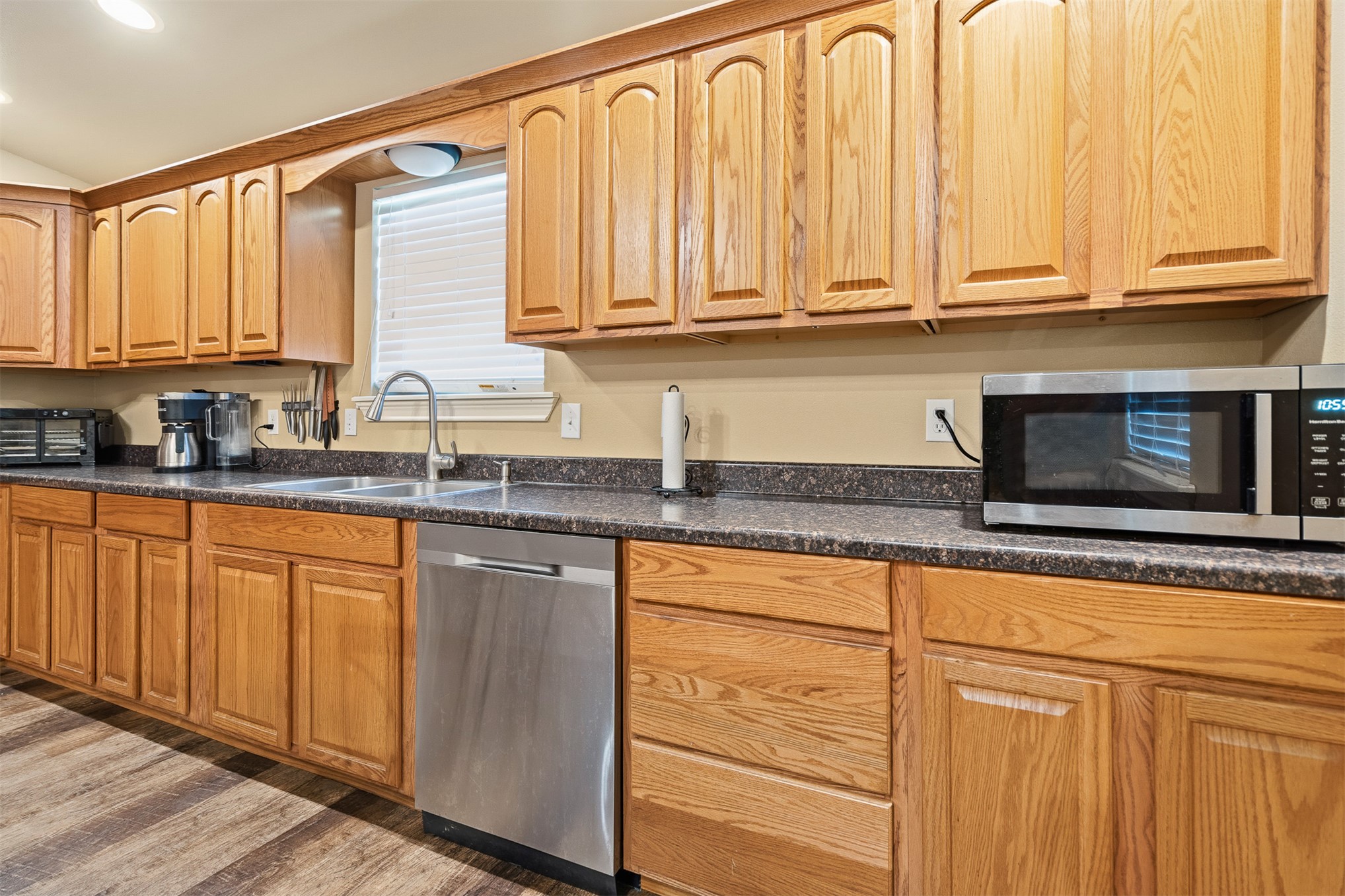 9989 Polecat Avenue Kingston OK 73439