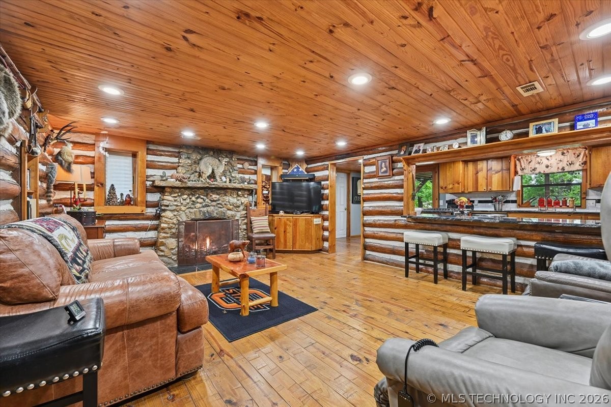 91 Crest Drive Locust Grove OK 74352
