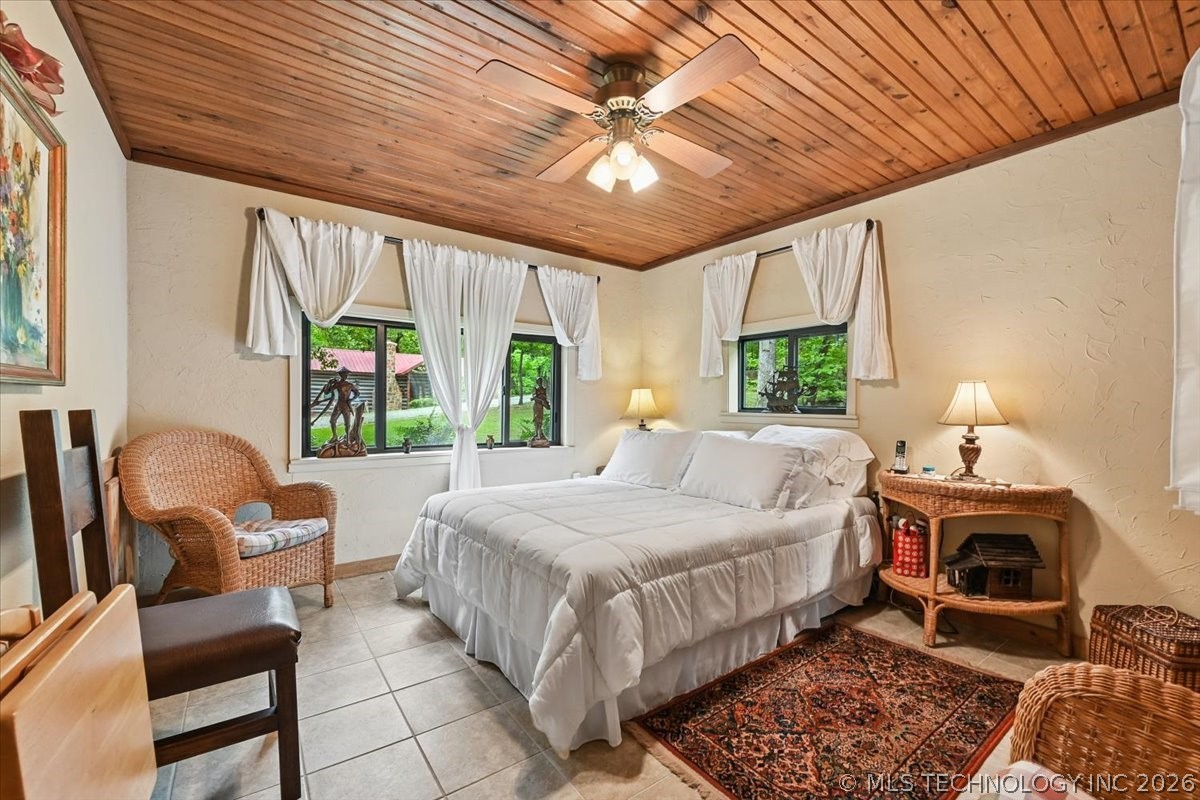 91 Crest Drive Locust Grove OK 74352