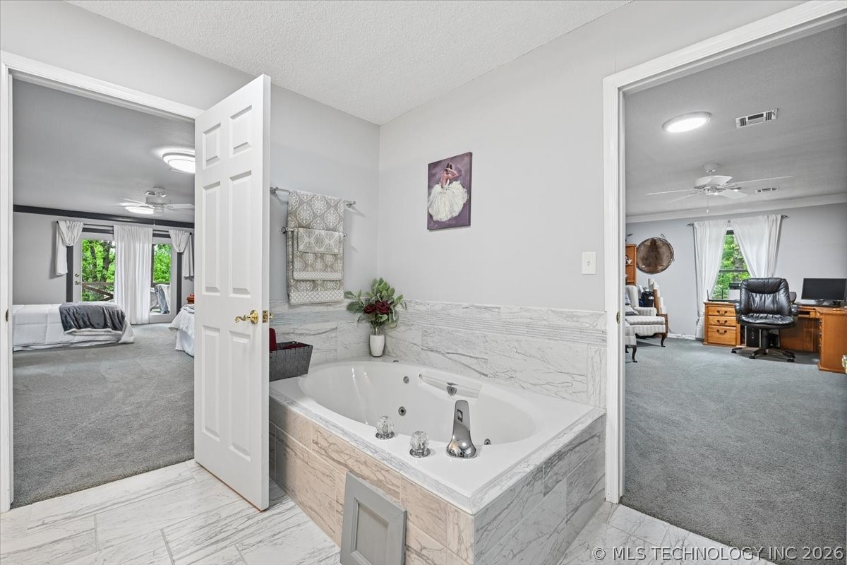 91 Crest Drive Locust Grove OK 74352