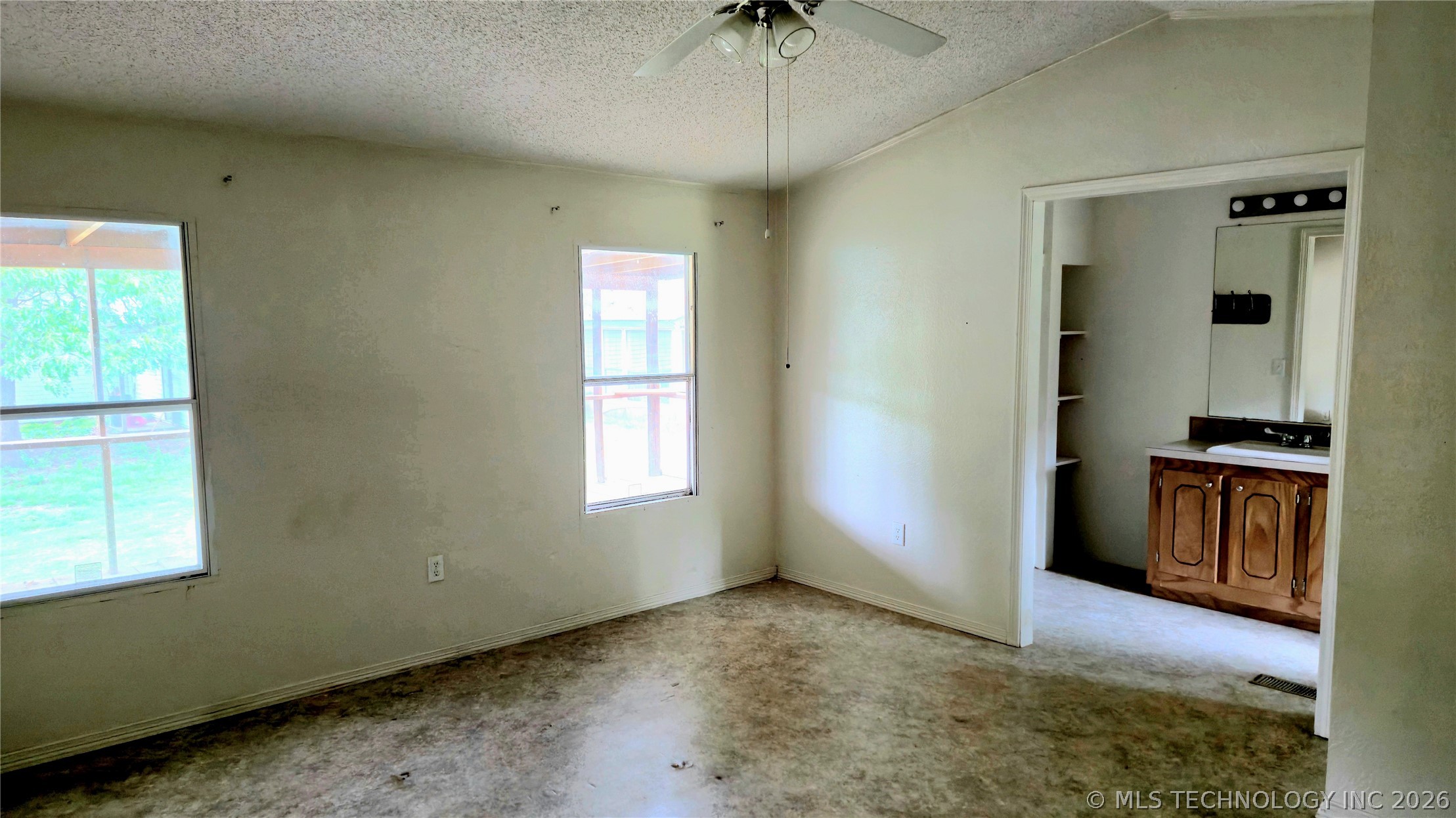 417566 E 1140 Road Checotah OK 74426