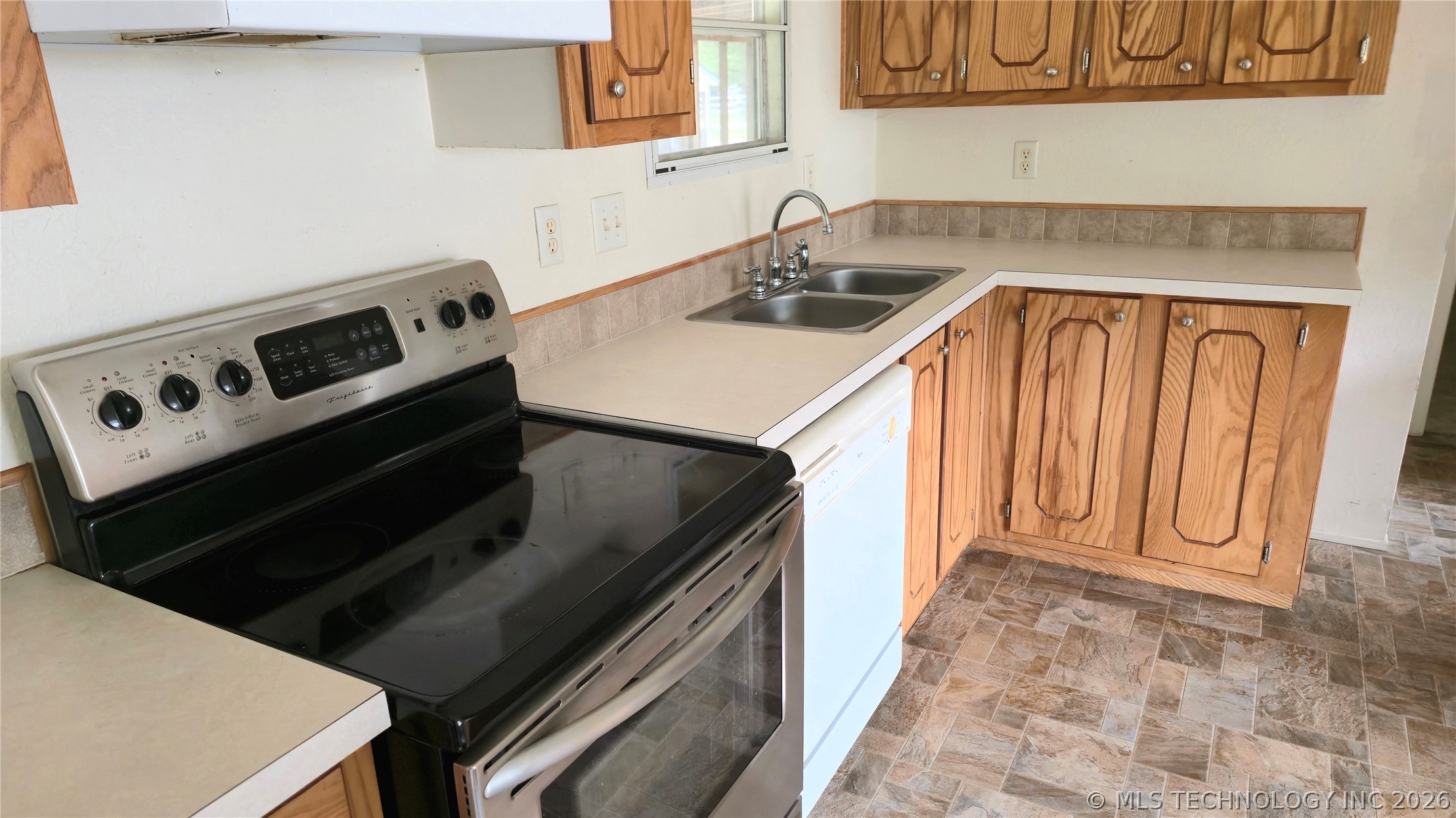 417566 E 1140 Road Checotah OK 74426