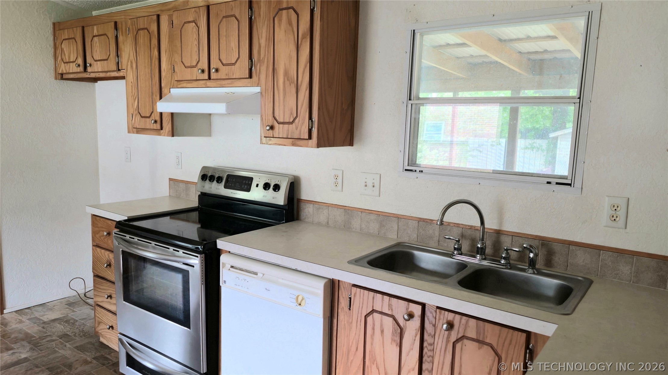 417566 E 1140 Road Checotah OK 74426