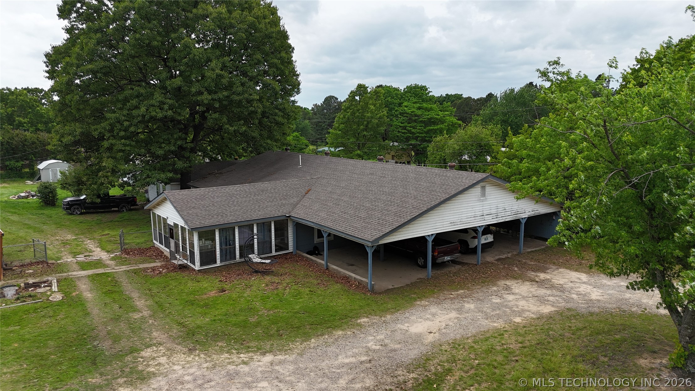 417566 E 1140 Road Checotah OK 74426