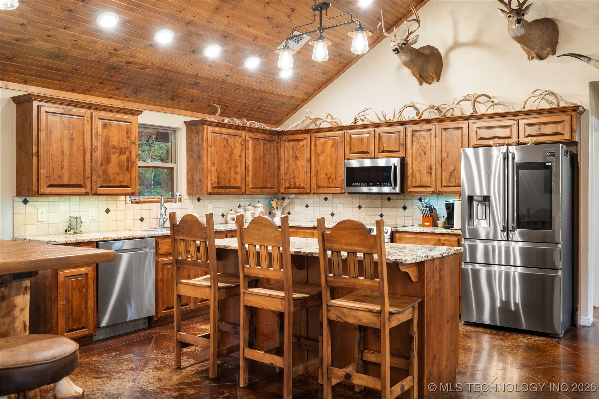 21501 S 705 Road Wyandotte OK 74370