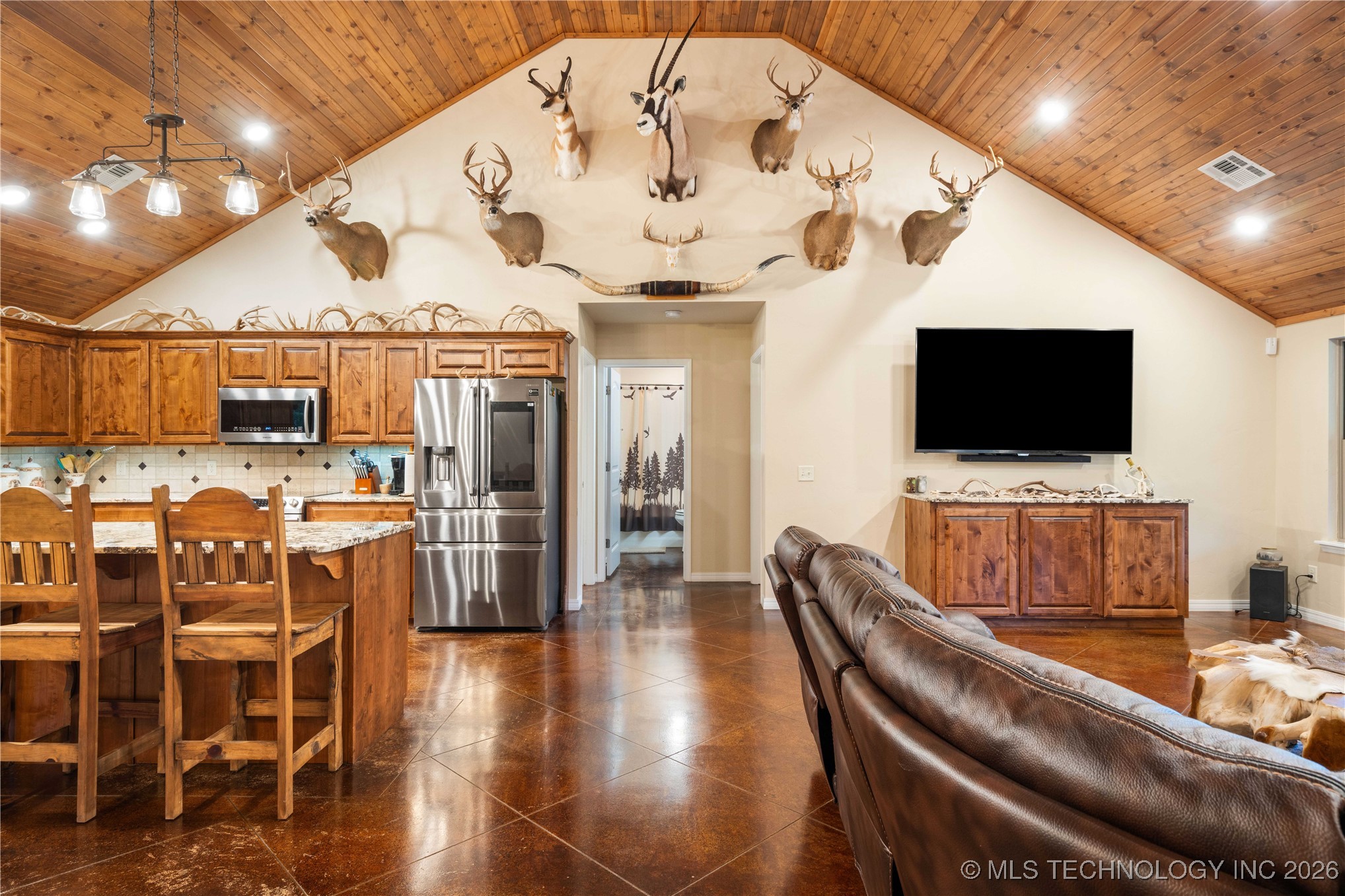 21501 S 705 Road Wyandotte OK 74370