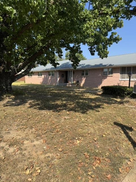 105 E Neff Street Madill OK 73446