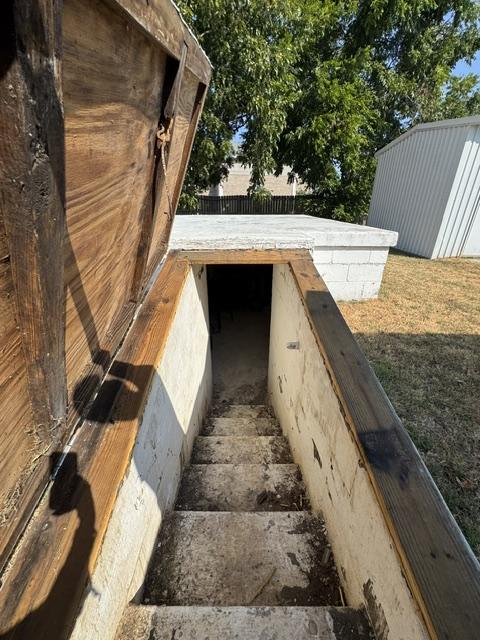 105 E Neff Street Madill OK 73446