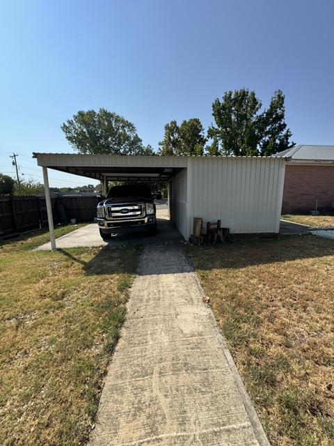 105 E Neff Street Madill OK 73446