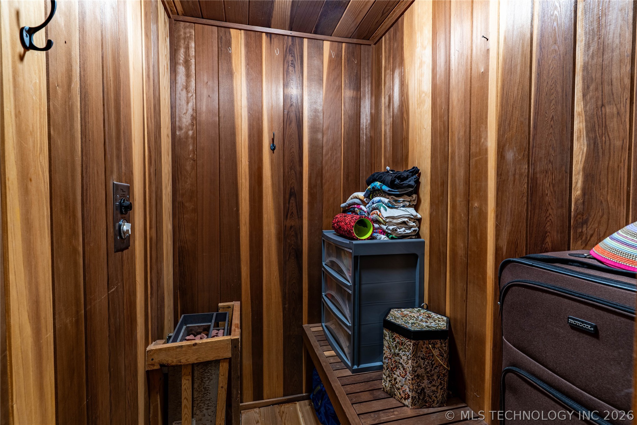 2212 S Hickory Place Broken Arrow OK 74012