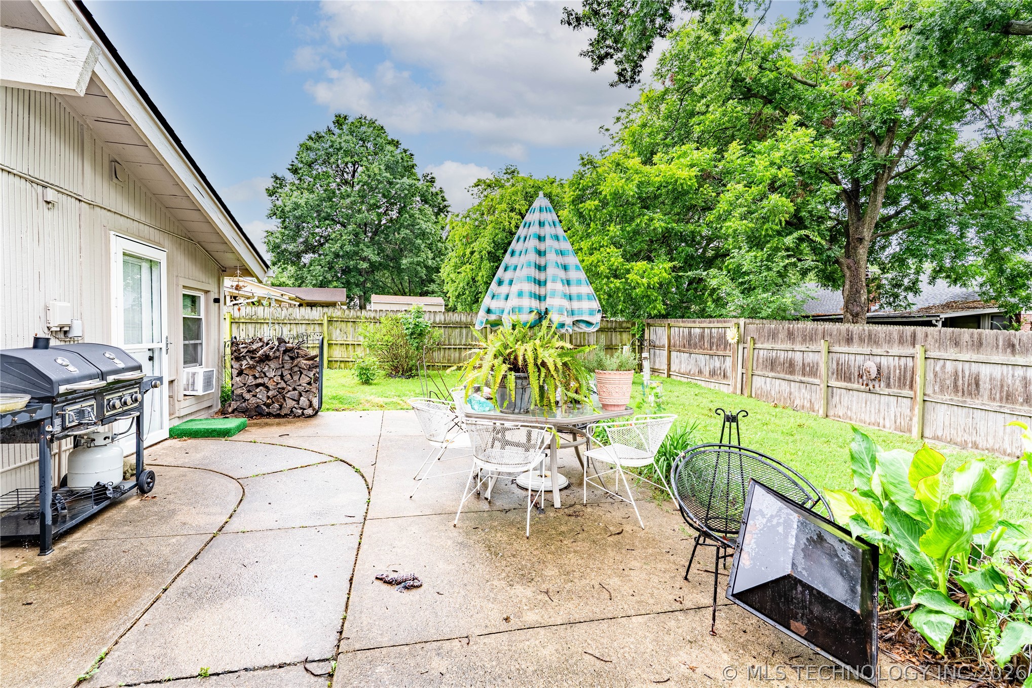 2212 S Hickory Place Broken Arrow OK 74012