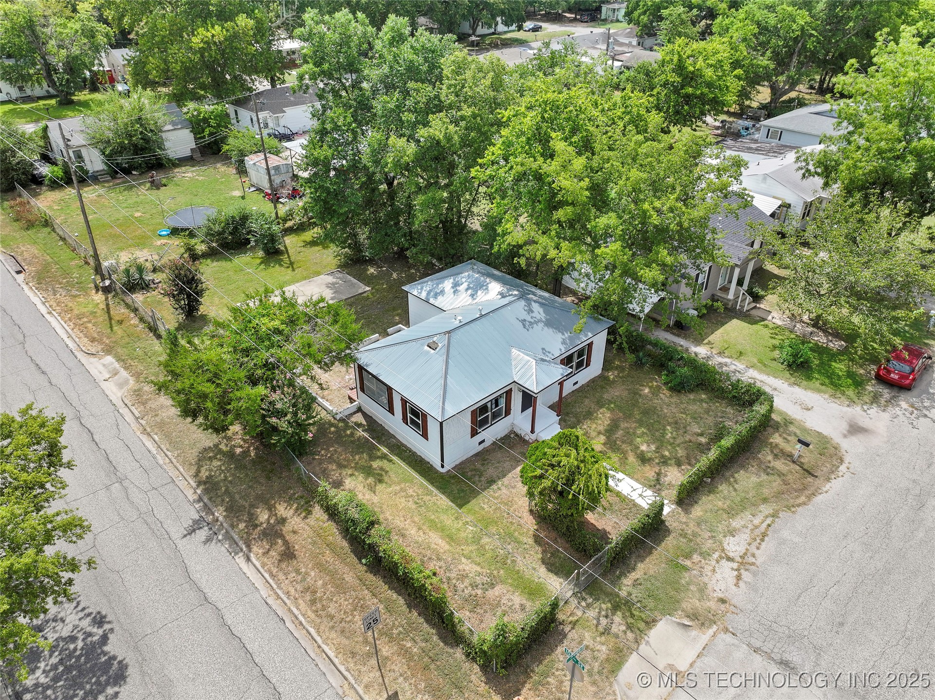 1000 Hugo SE Ardmore OK 73401