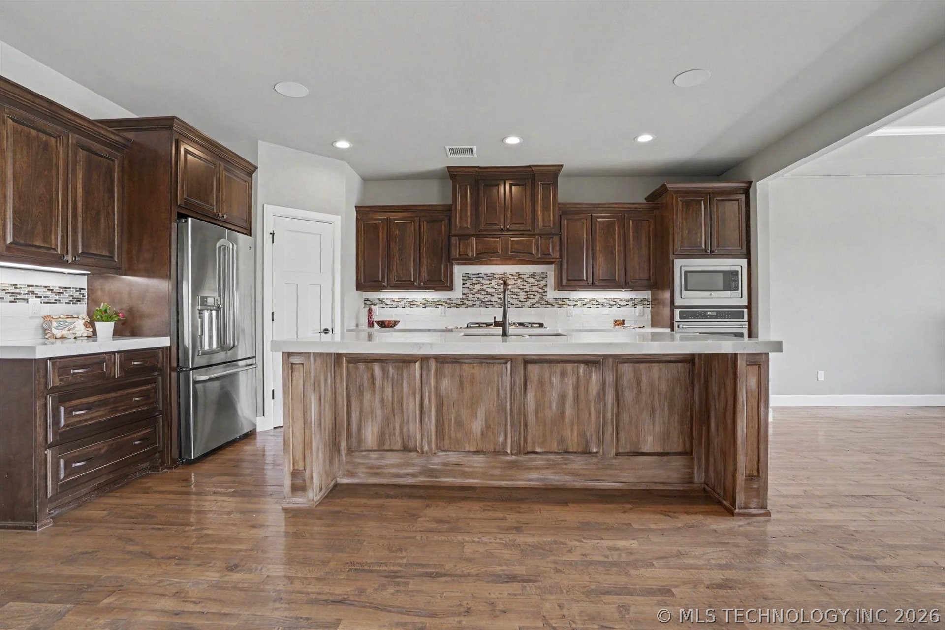 1122 W 84th Place S Tulsa OK 74132