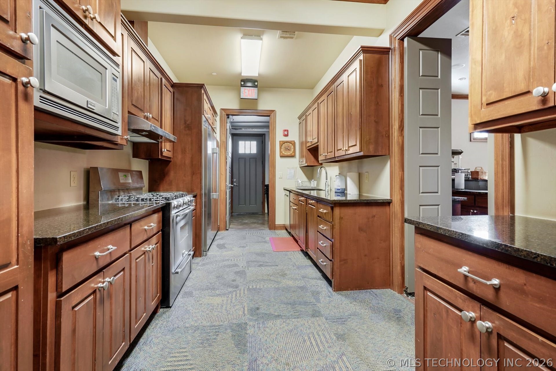 1122 W 84th Place S Tulsa OK 74132