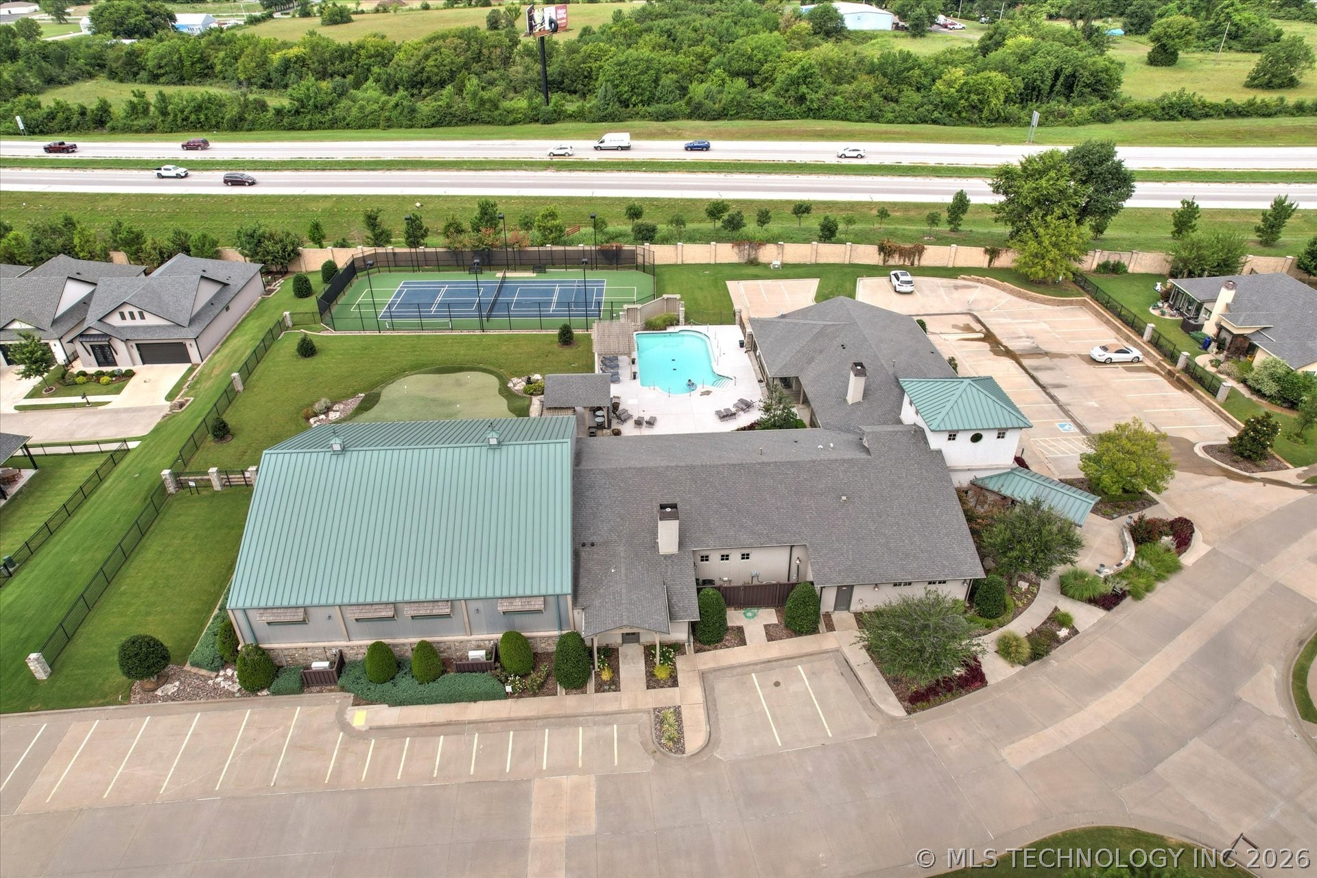 1122 W 84th Place S Tulsa OK 74132