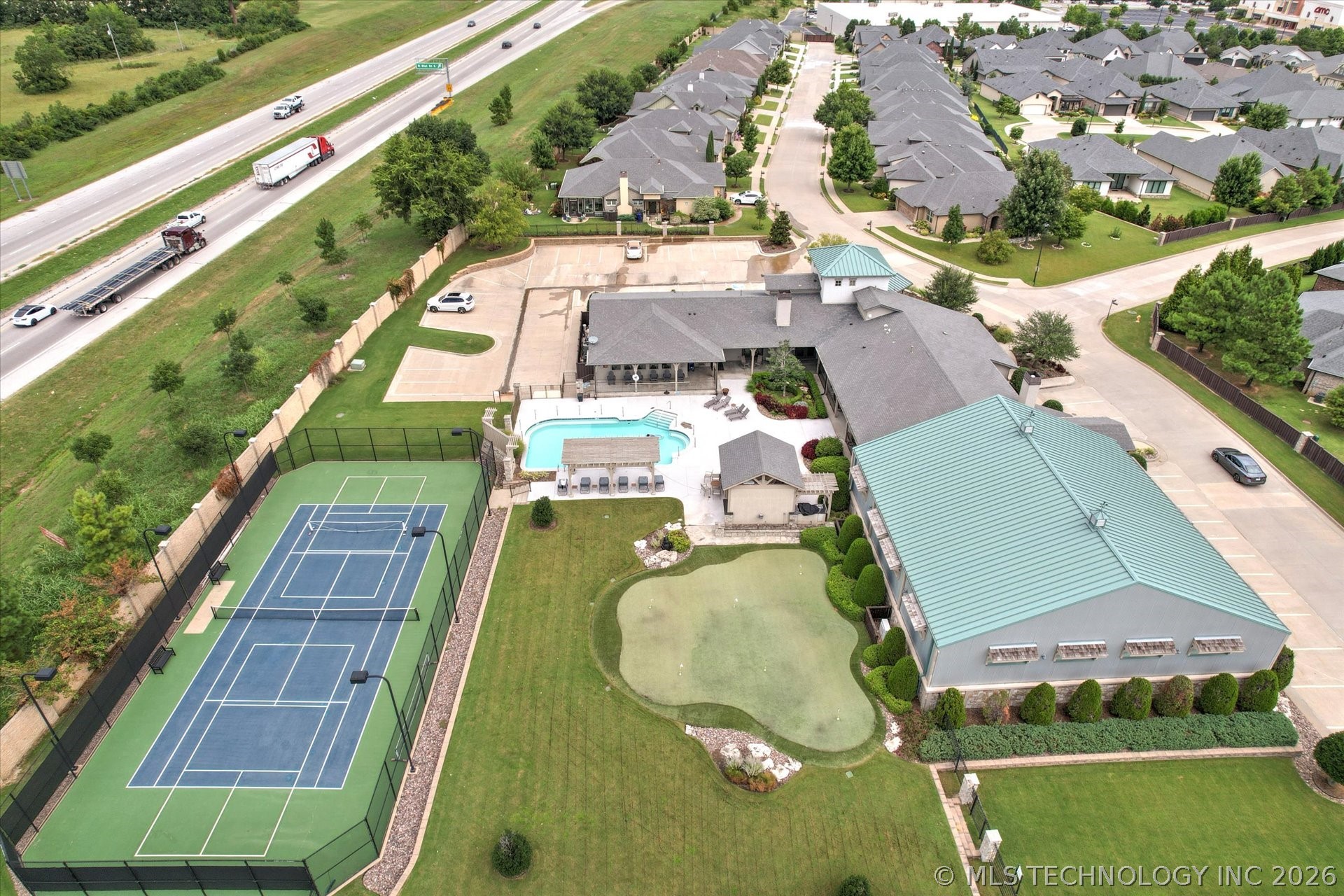 1122 W 84th Place S Tulsa OK 74132