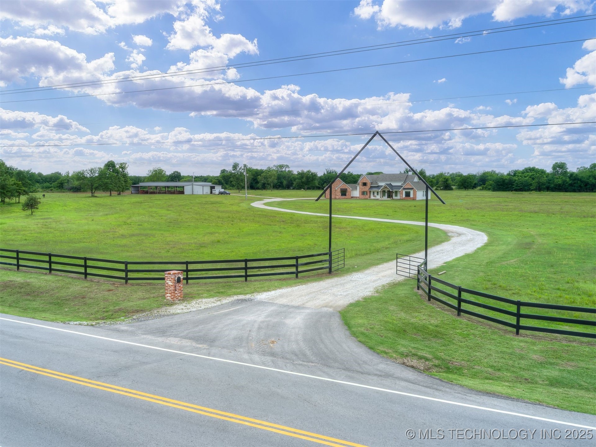 10055 Dentonville Road Okmulgee OK 74447