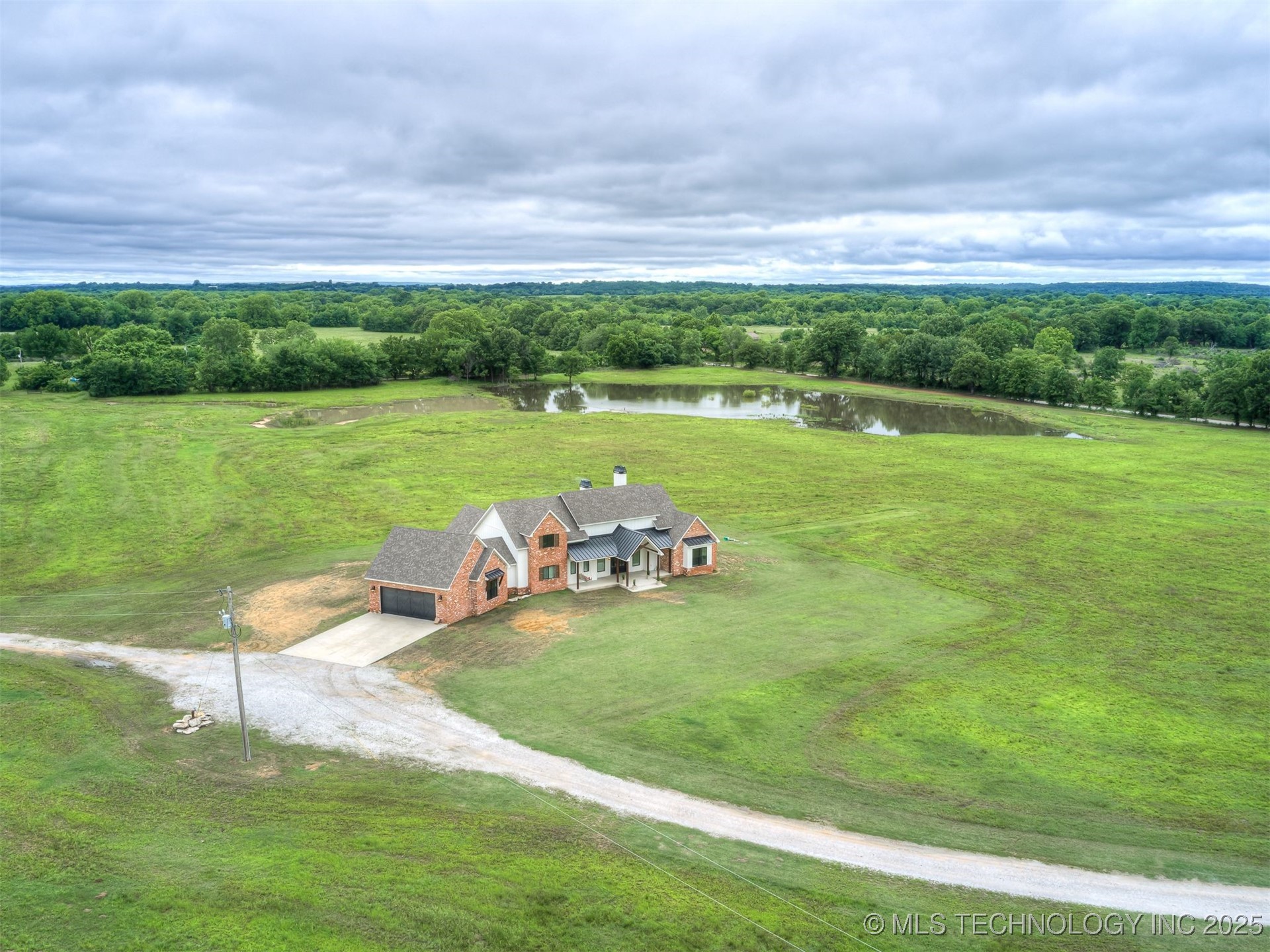 10055 Dentonville Road Okmulgee OK 74447