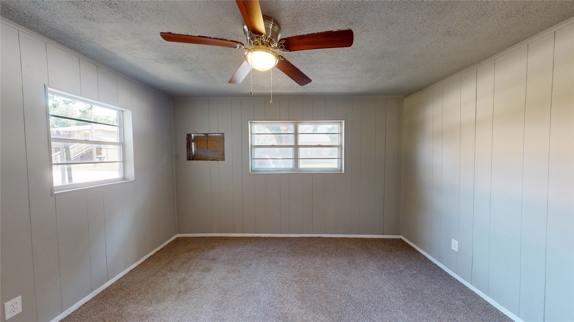 1142 S Stockton Street Ada OK 74820