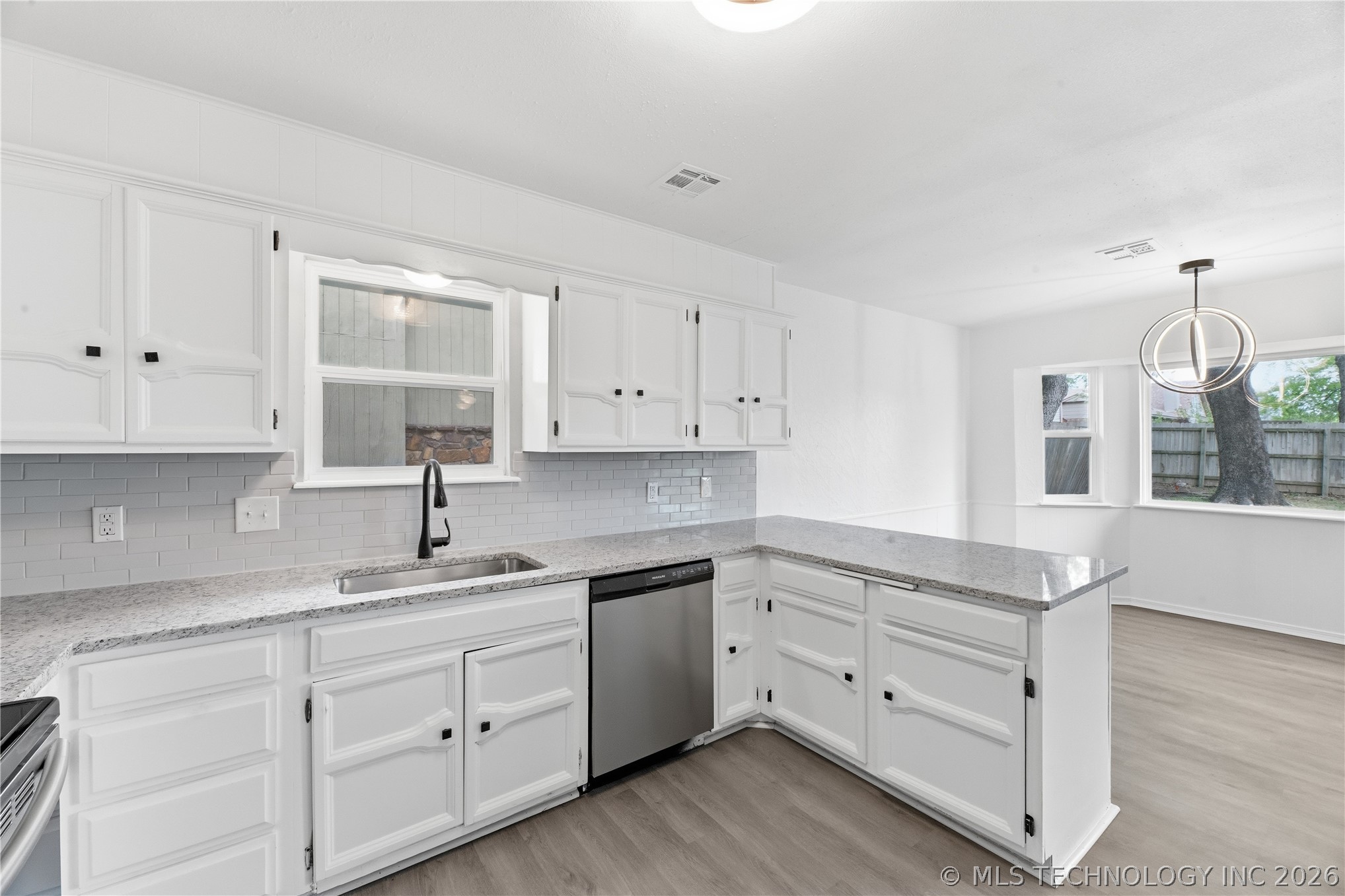 4307 S Hickory Place Broken Arrow OK 74011