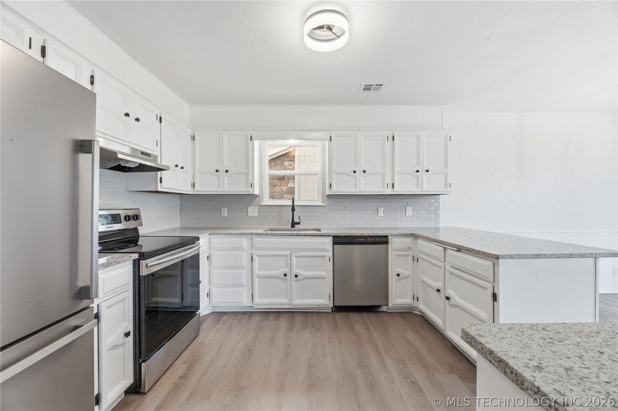 4307 S Hickory Place Broken Arrow OK 74011