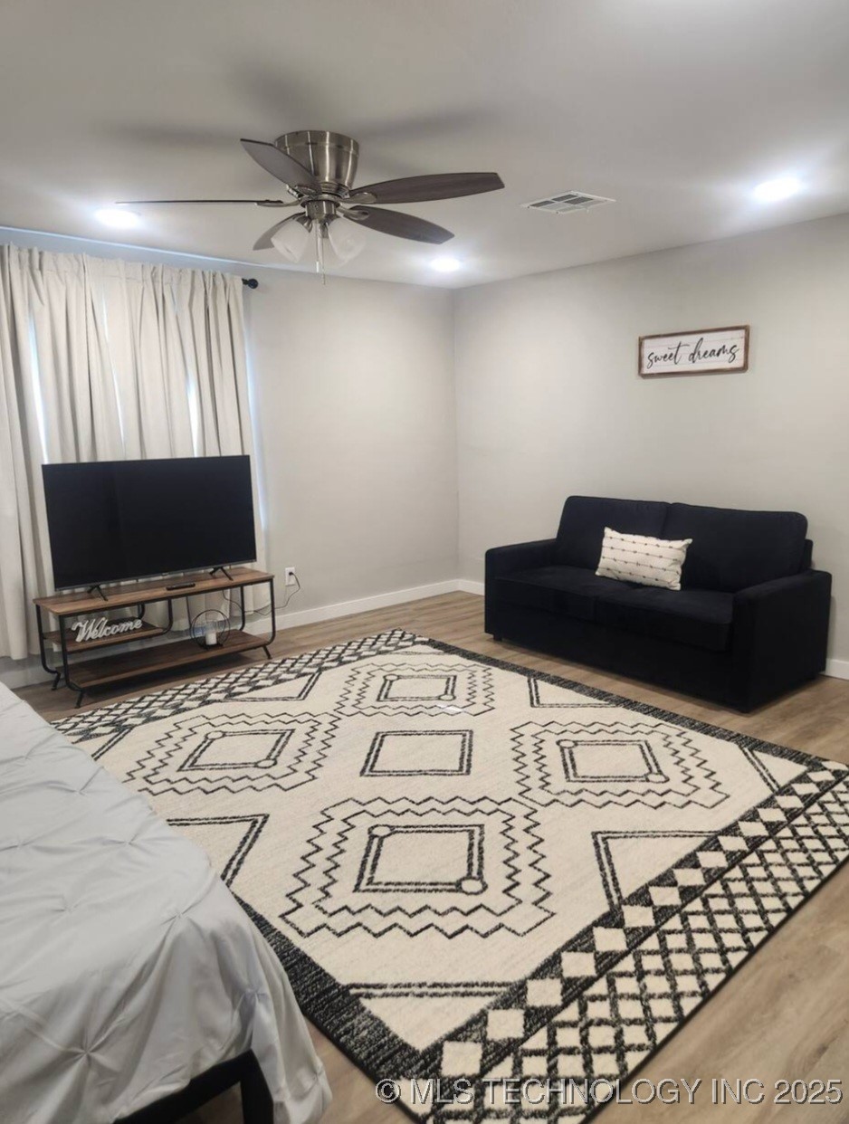 907 S Mckinley Calera OK 74730