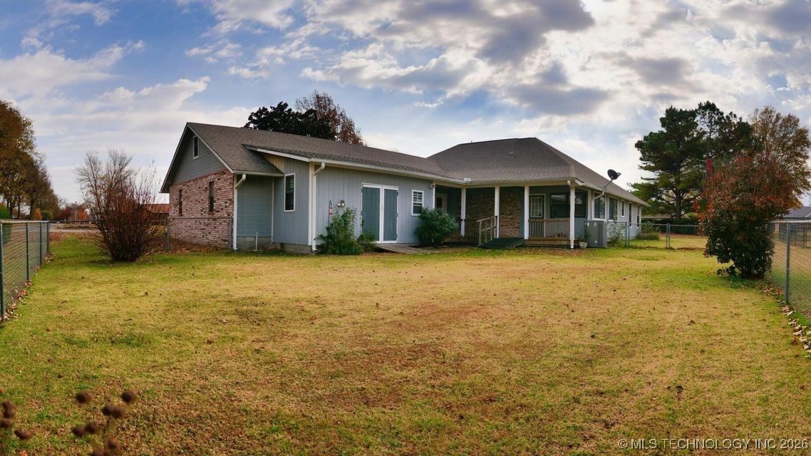 1119 Rolling Oaks Road Grove OK 74344